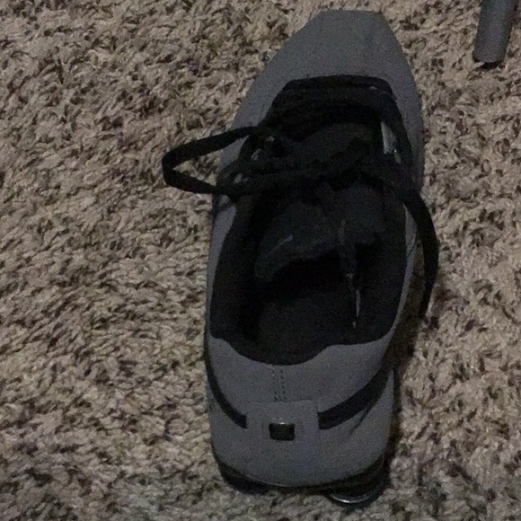 Shoes - Picture 4 of 5